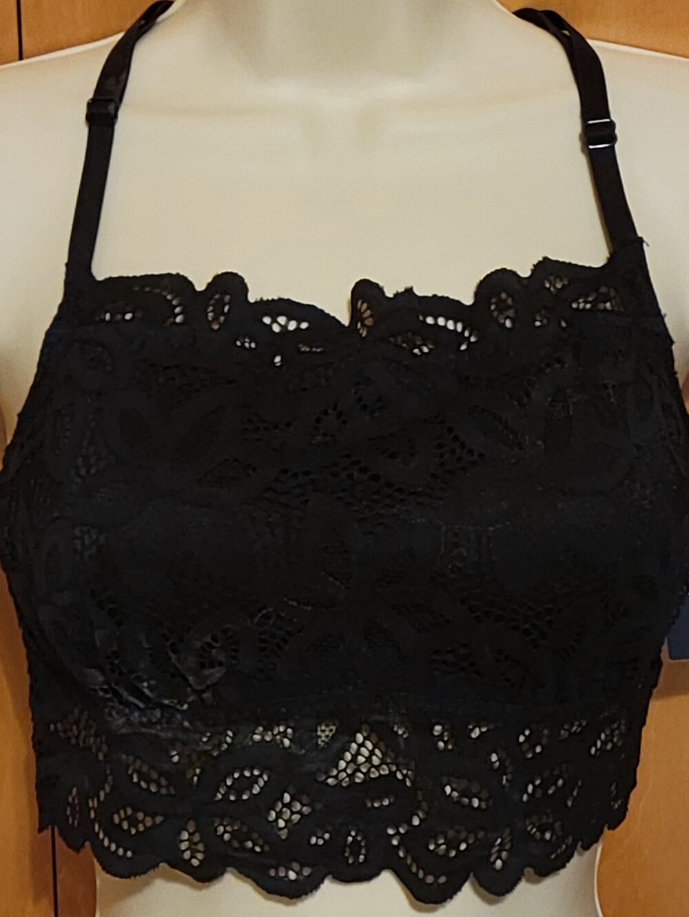 NWT Black Lace Bralette Top M